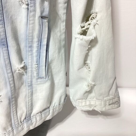 Emory Park Patch Work Rose Troublemaker Distressed Jean Denim Jacket Shacket - Picture 13 of 16